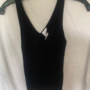 NWT knitted v neck tank